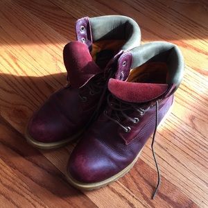Burgundy Timberland workboots
